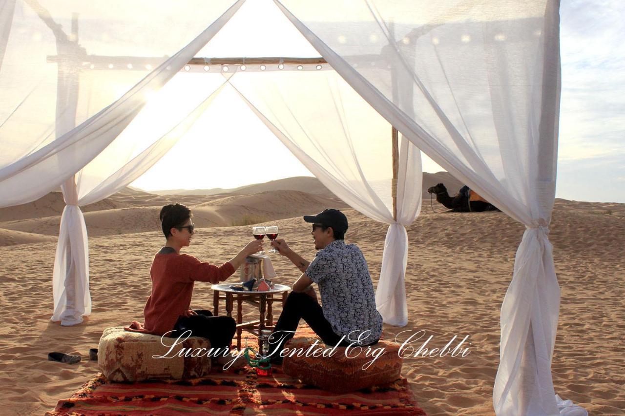 Luxury Tented Erg Chebbi Мерзуга Экстерьер фото