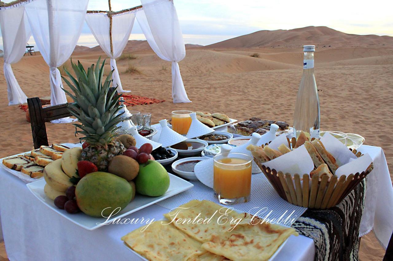 Luxury Tented Erg Chebbi Мерзуга Экстерьер фото